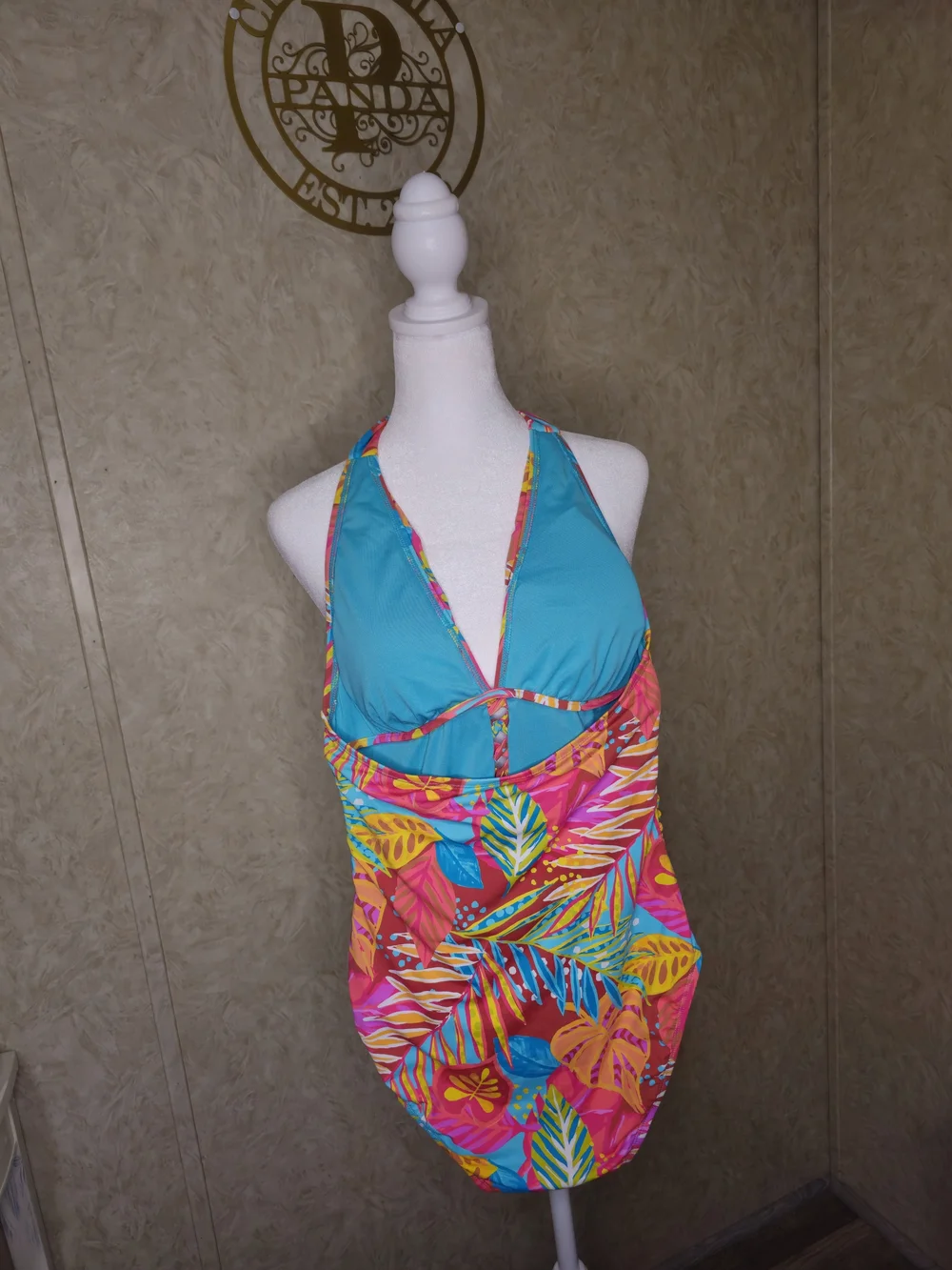 Bleu Rod Beattie vibrant tropical